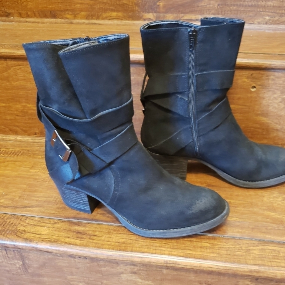 Carvela sz 41 (US 10.5) Carvela Kurt Geiger Blk Leather Mid Calf Moto Boots
